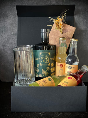 Shiso + Kaffir Gin, glass & Soda